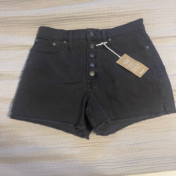 NWT Madewell High-Rise Denim Boyshorts in Faded Black: Button-Through Edition - Picture 7 of 7